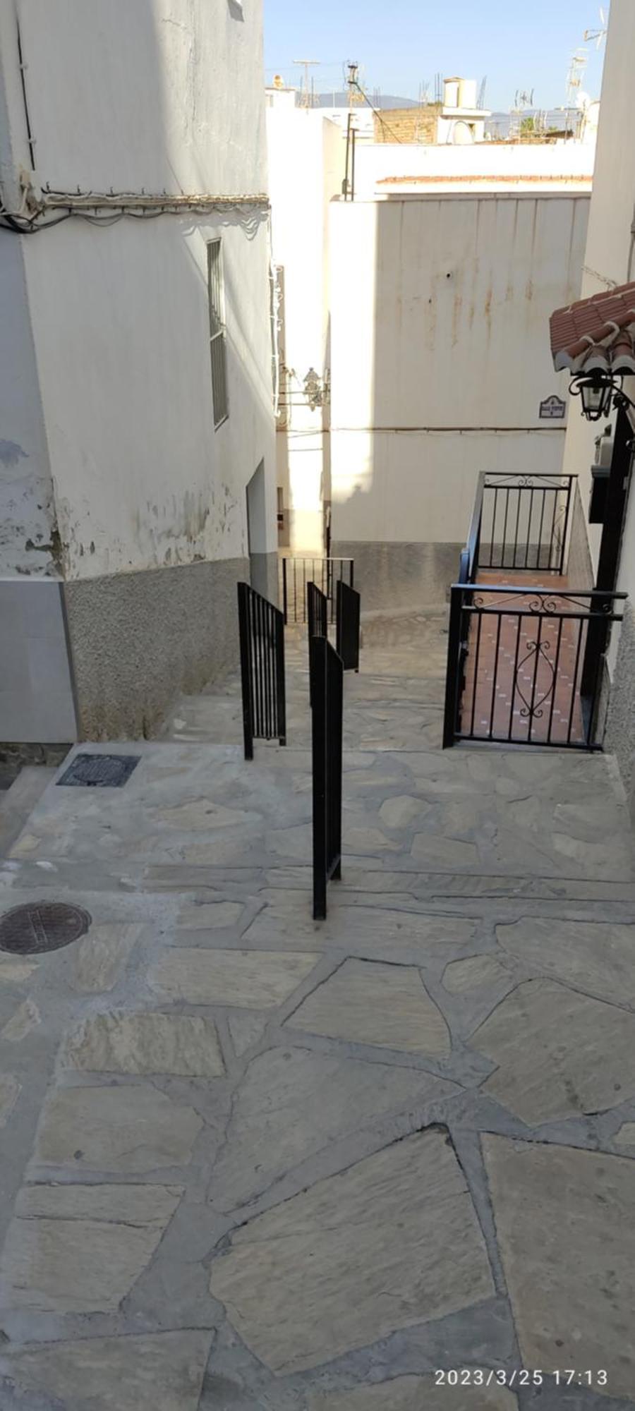 Acogedora Casa Familiar Con Patio Villa Salobrena Exterior photo